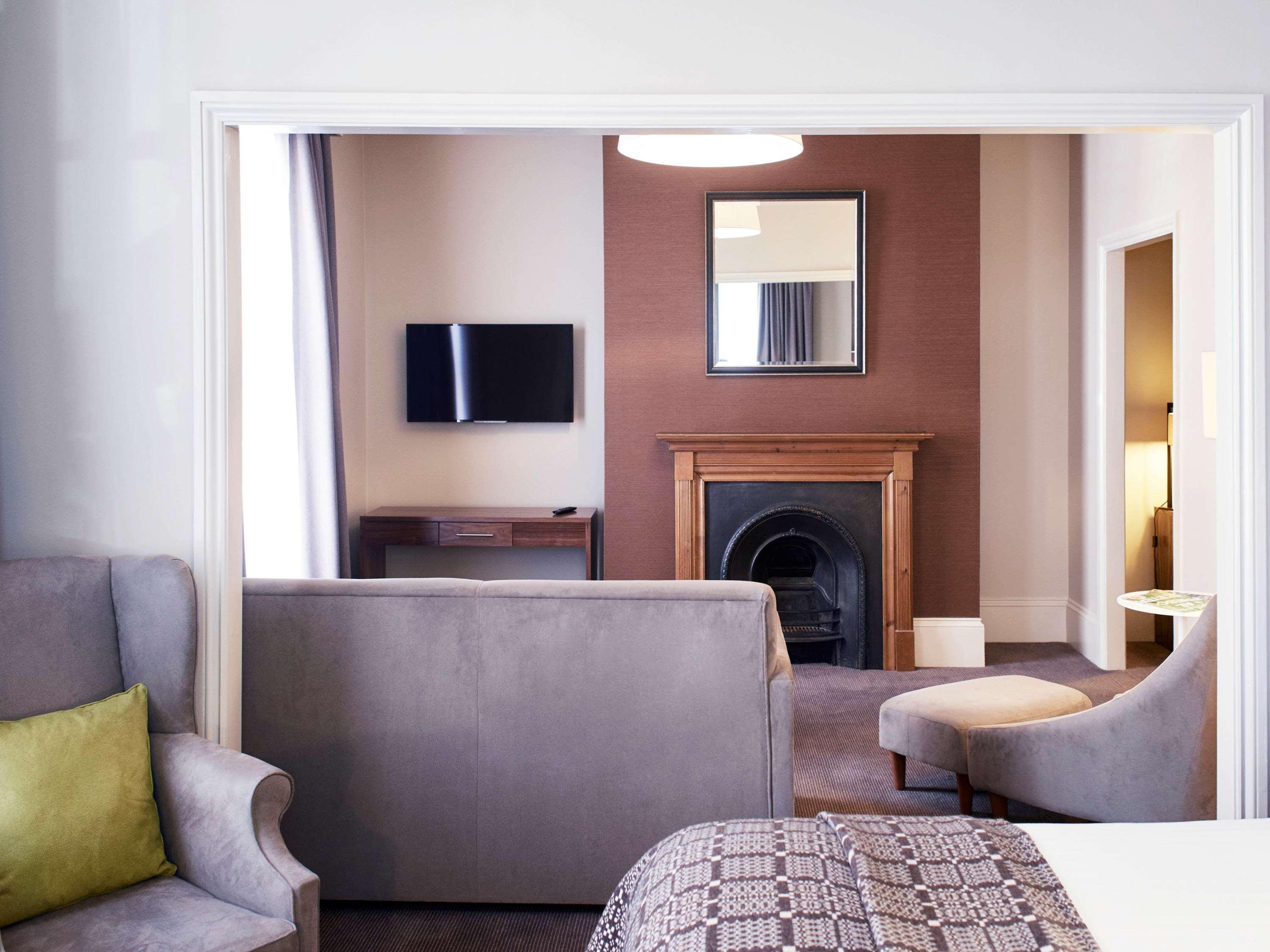 Mercure Exeter Southgate Hotel Buitenkant foto